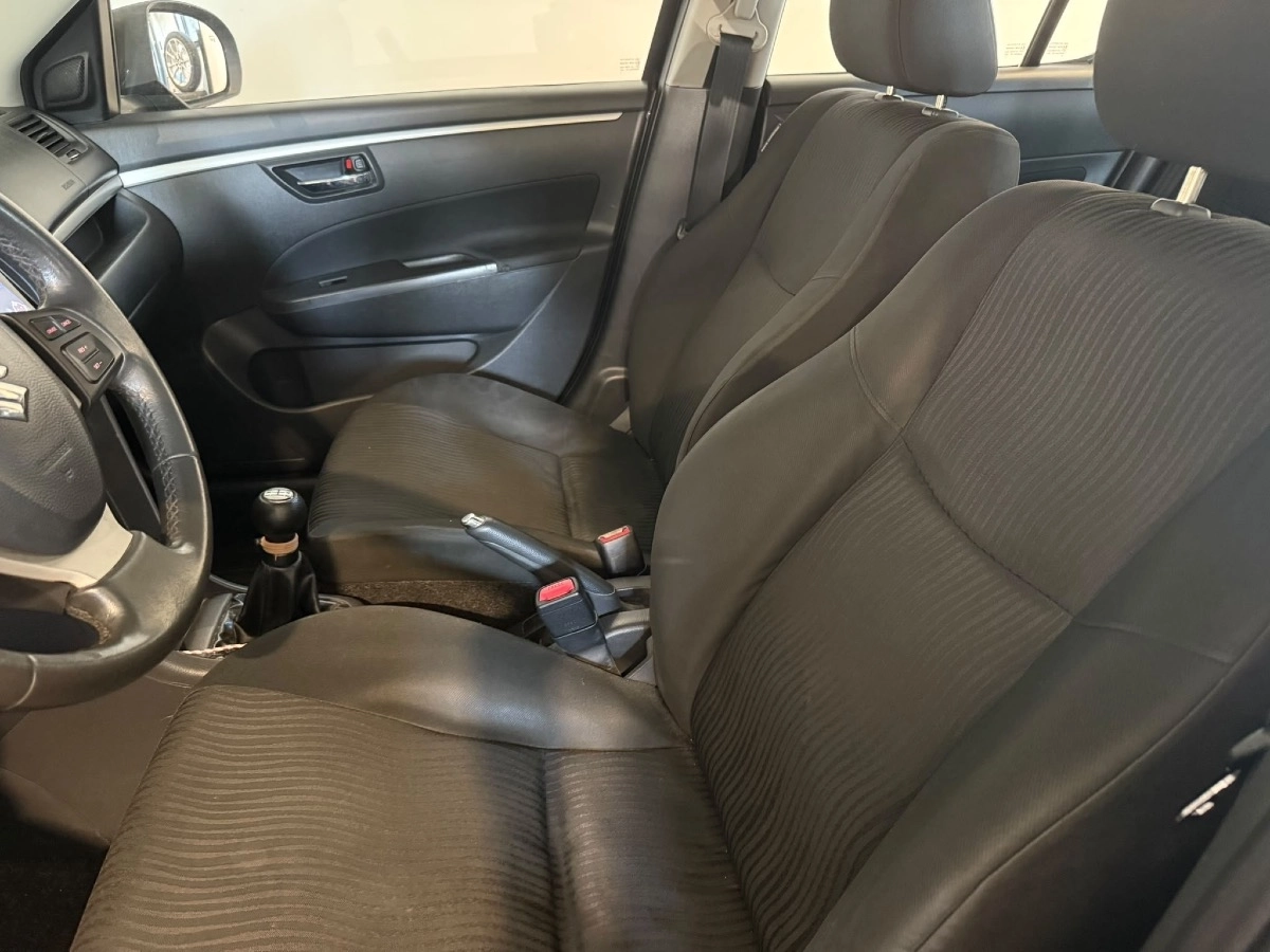 Suzuki Swift - photo 22