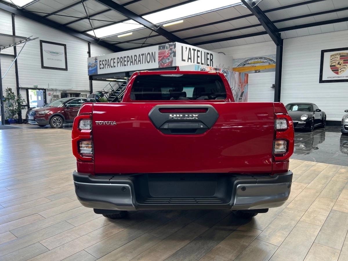 Toyota Hilux 2.8 D-4D 204 DOUBLE CABINE BVA INVINCIBLE 4WD /CAM360/JBL/CARPLAY