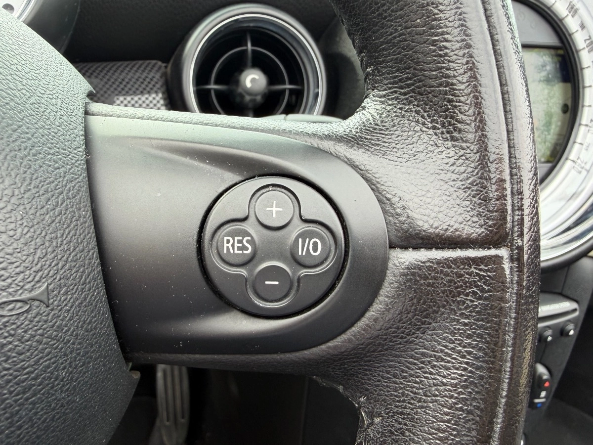 Mini Cabrio - photo 18
