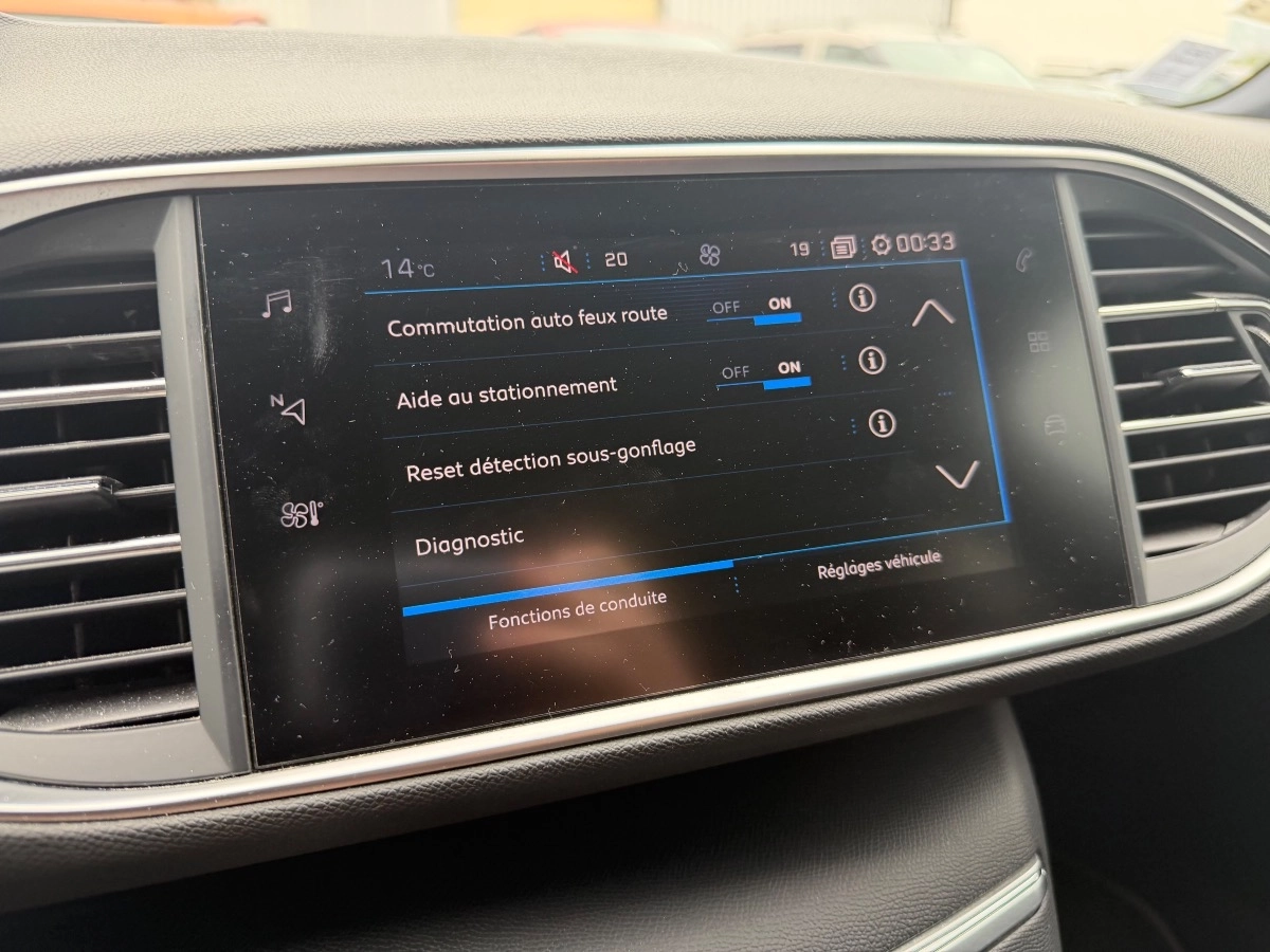 Peugeot 308 - photo 24