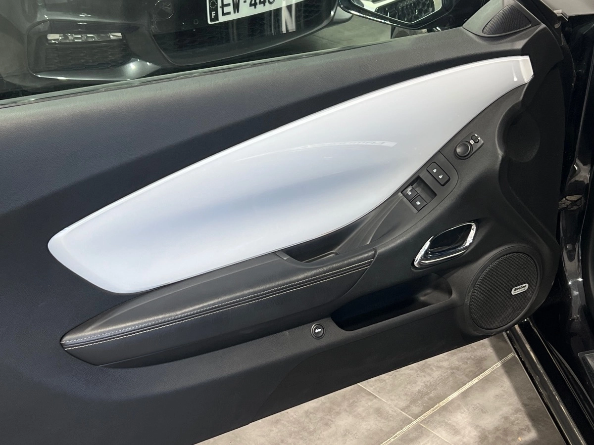 Chevrolet Camaro - photo 16