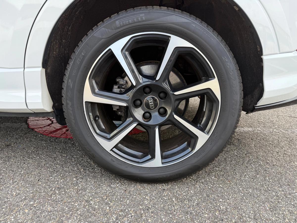 Audi Q3 1.5 35 TFSI 150 S-LINE S-TRONIC BVA