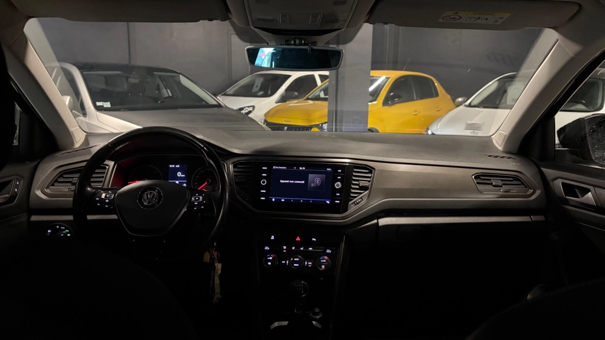 Volkswagen T-roc - photo 19