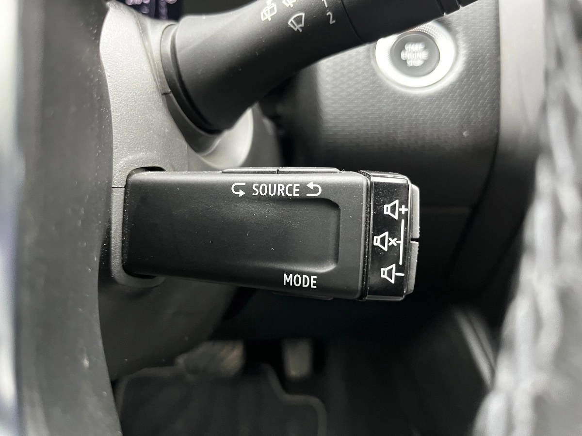Renault Clio - photo 18