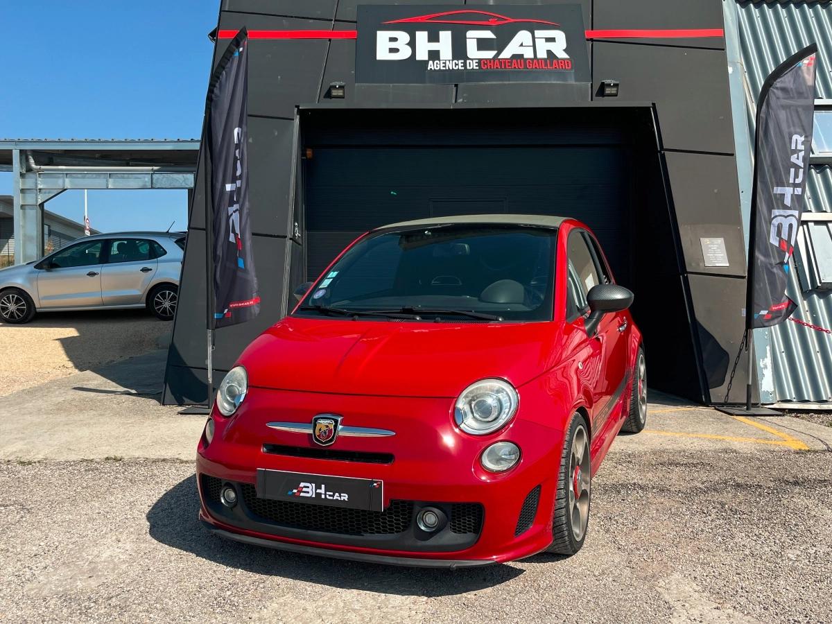 Image: Abarth 500 1.4 T-JET 140 BVA - Ligne Ragazzon - Sièges baquets - Palettes au volant