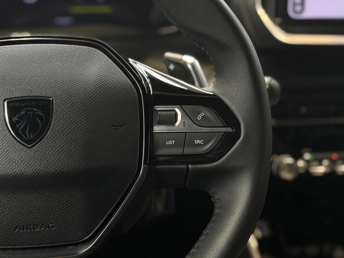 PEUGEOT 2008 1.2 HYBRID 145CH E-DCS6 - FINITION ALLURE - 1ERE MAIN - TVA RECUPERABLE