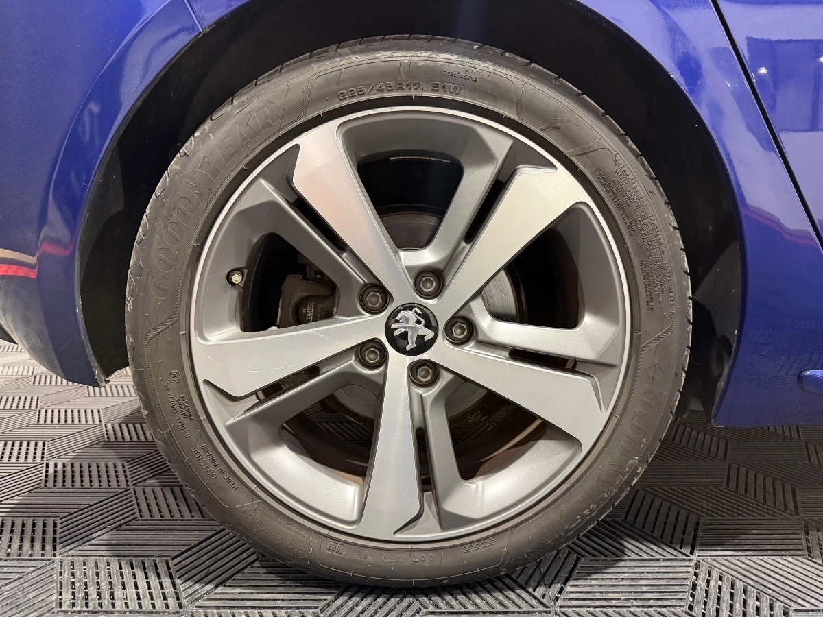 Peugeot 308 - photo 33