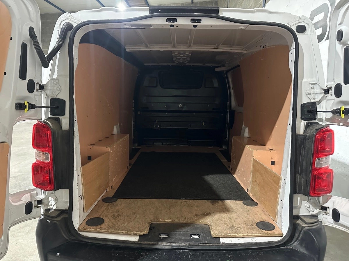 Peugeot Expert Vu - photo 16