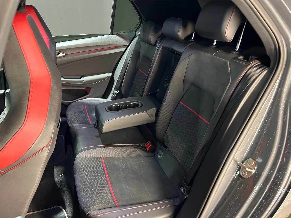Volkswagen Golf - photo 18