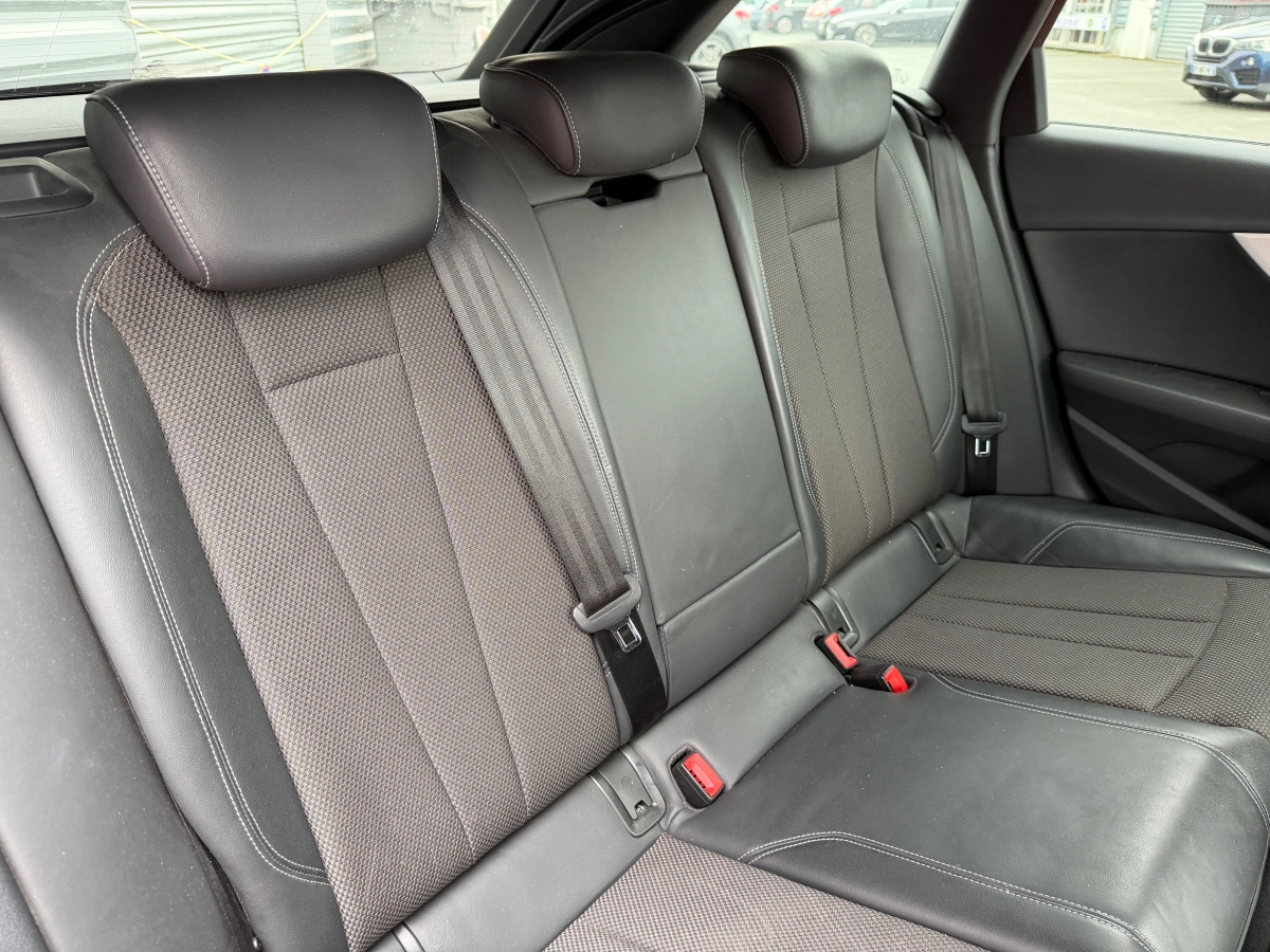 Audi A4 - photo 12