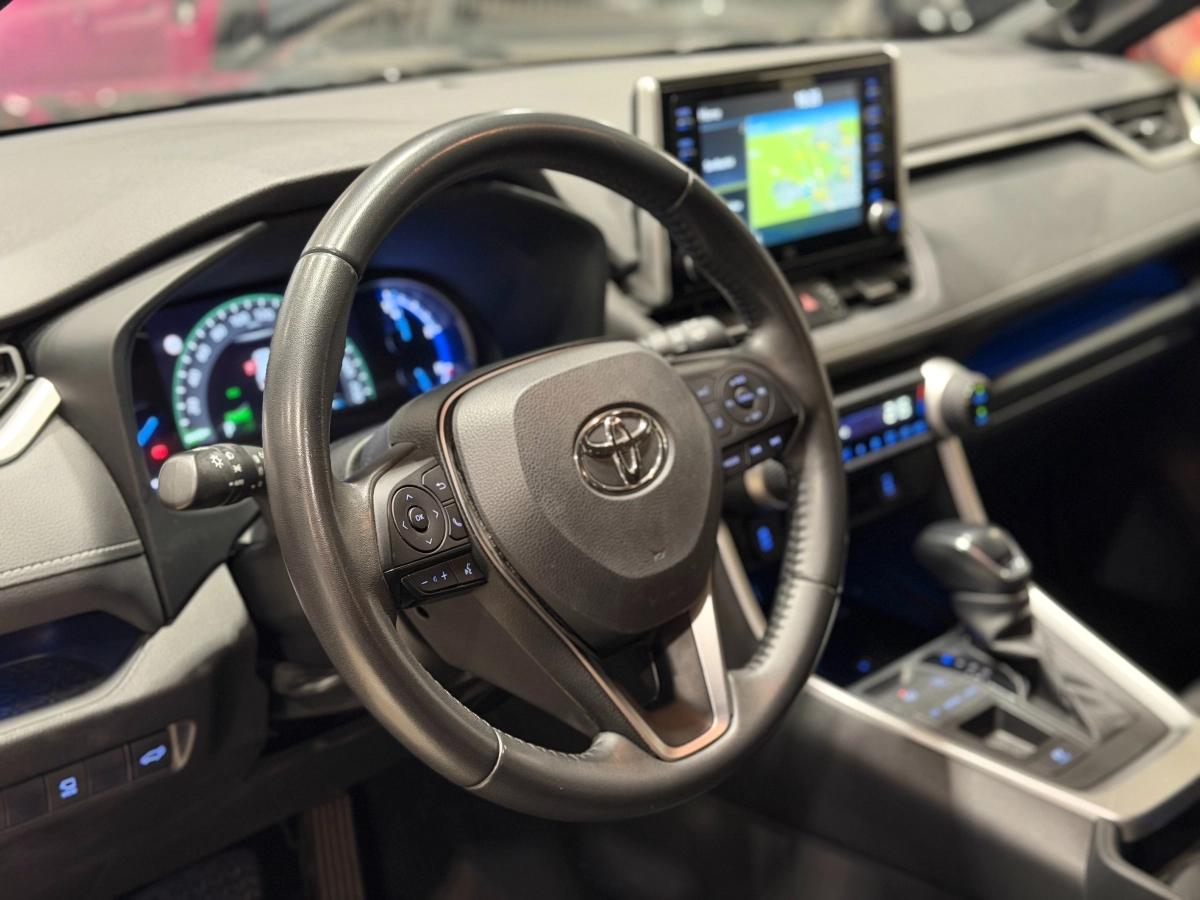 TOYOTA RAV4 Hybride 2WD 218ch Black Edition