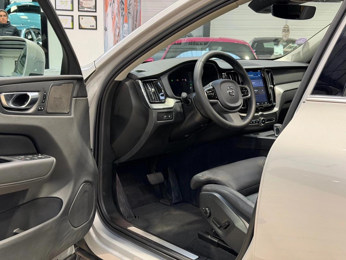 Volvo Xc60 2.0 T8 455H 310 RECHARGE PHEV HYBRID TWIN-ENGINE 18.8KWH ULTIMATE STYLE CHROME AWD GEARTRONIC BVA