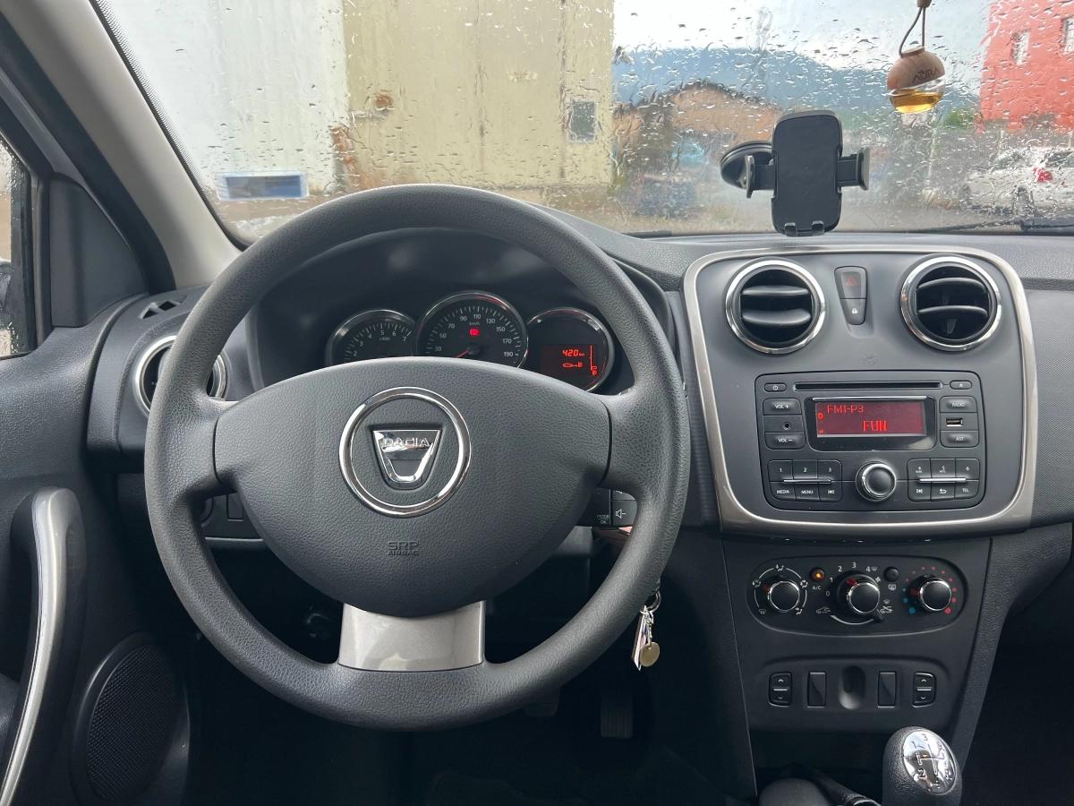 Dacia Sandero 1.2 75 AMBIANCE