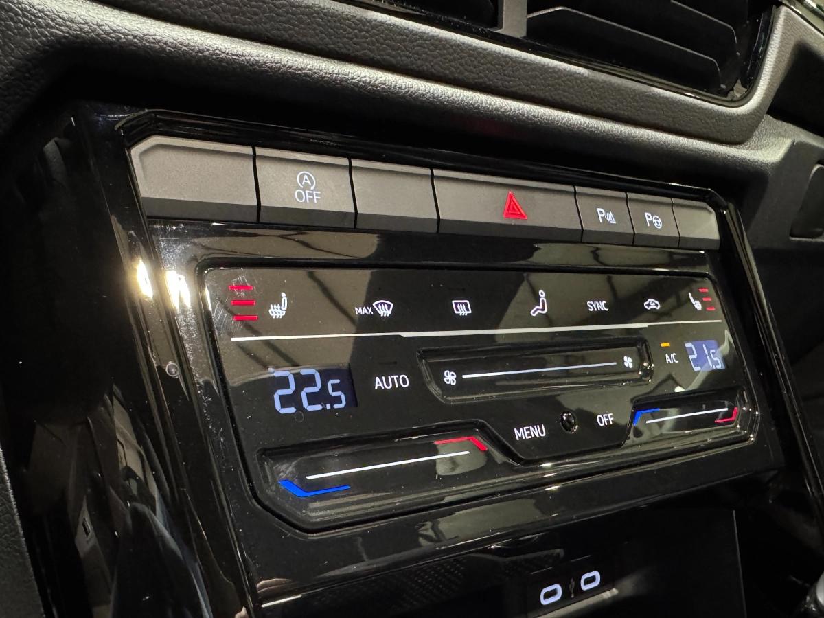 Volkswagen T-roc 1.5 TSI 150 R-LINE EDITION BVA