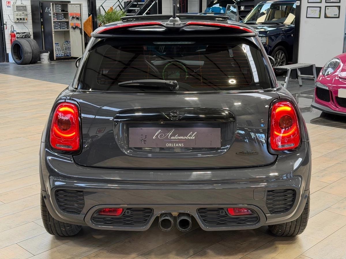 Mini Mini III (F56) 2.0 231 JCW BVA6 3P