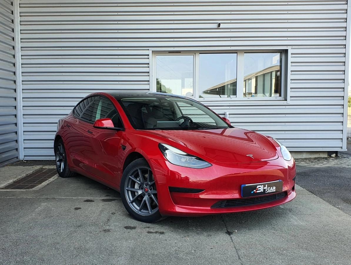 Image Tesla Model-3