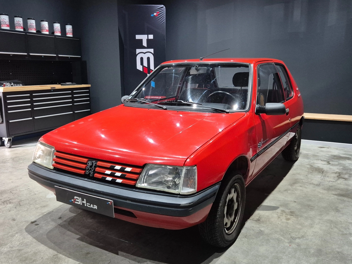 Peugeot 205 - photo 2