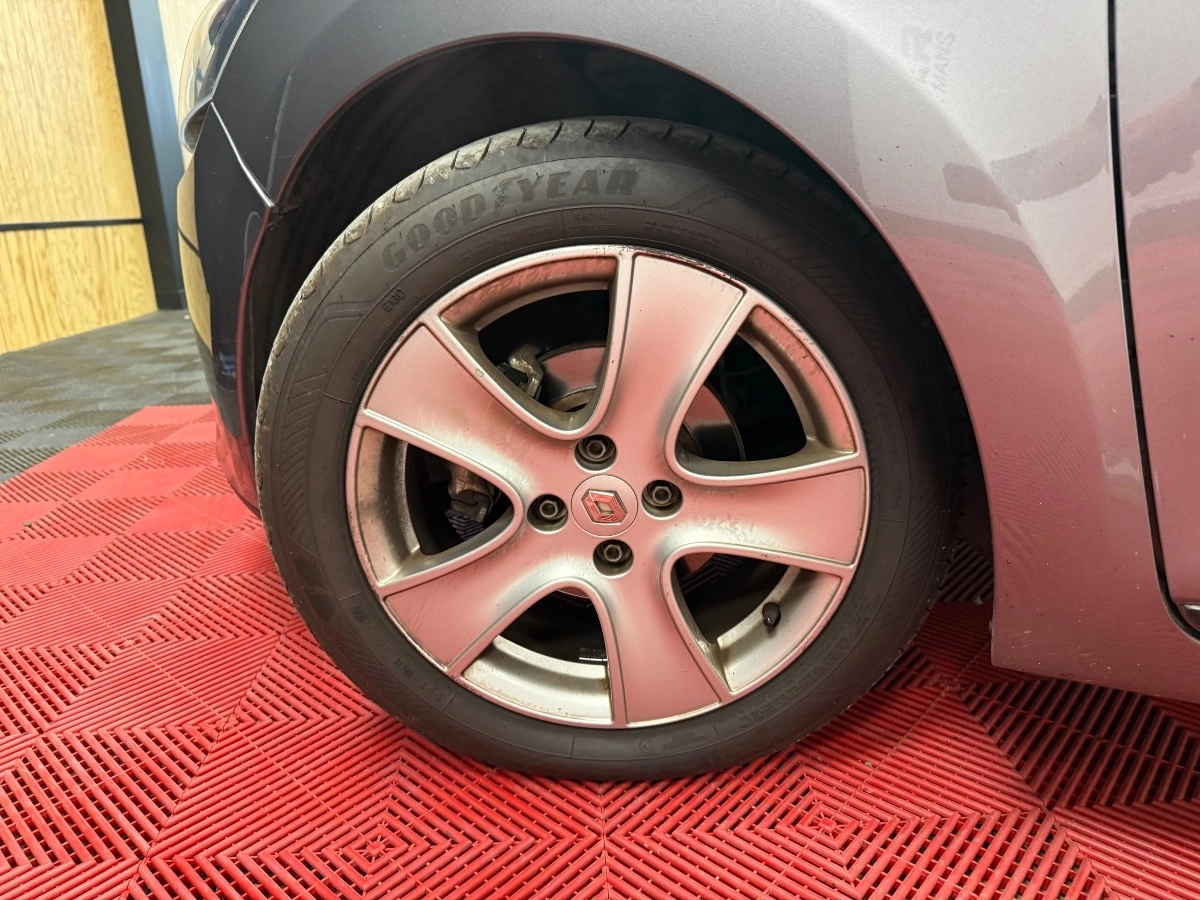 Renault Clio - photo 26