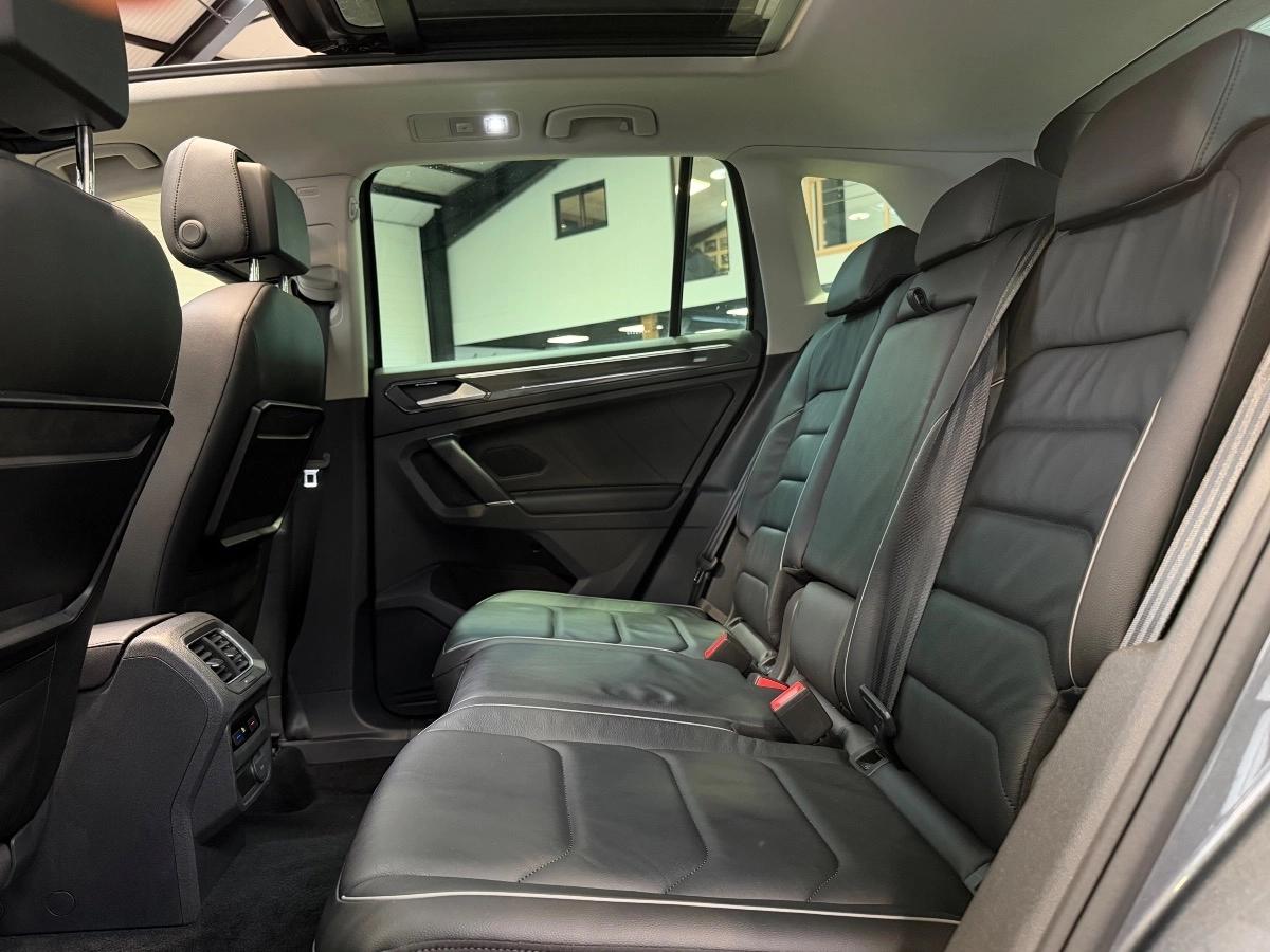 VOLKSWAGEN TIGUAN 2.0L TDi DSG7 150CH - FINITION CARAT EXCLUSIVE - TOIT OUVRANT/CAMERA/SIEGE ELEC