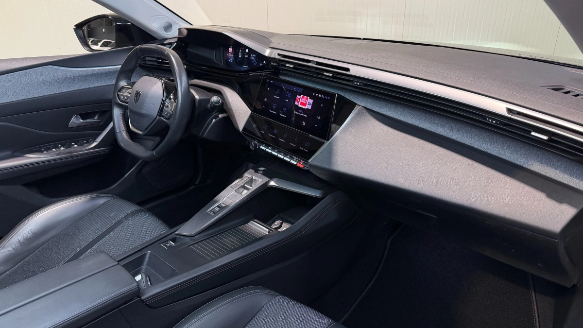 Peugeot 308 - photo 9
