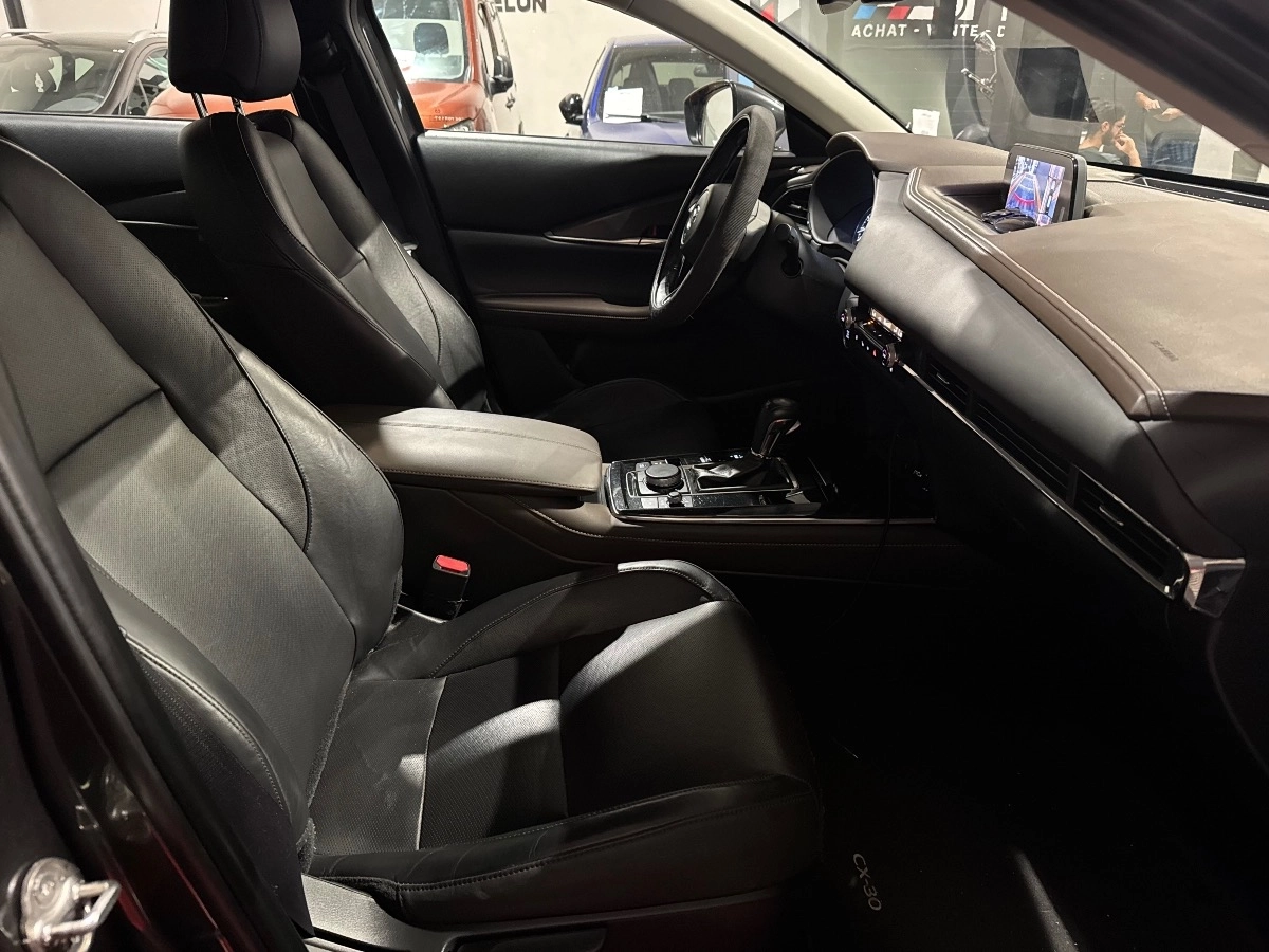 Mazda Cx-30 - photo 11