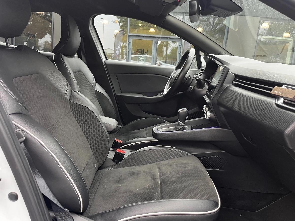 Renault Clio - photo 22