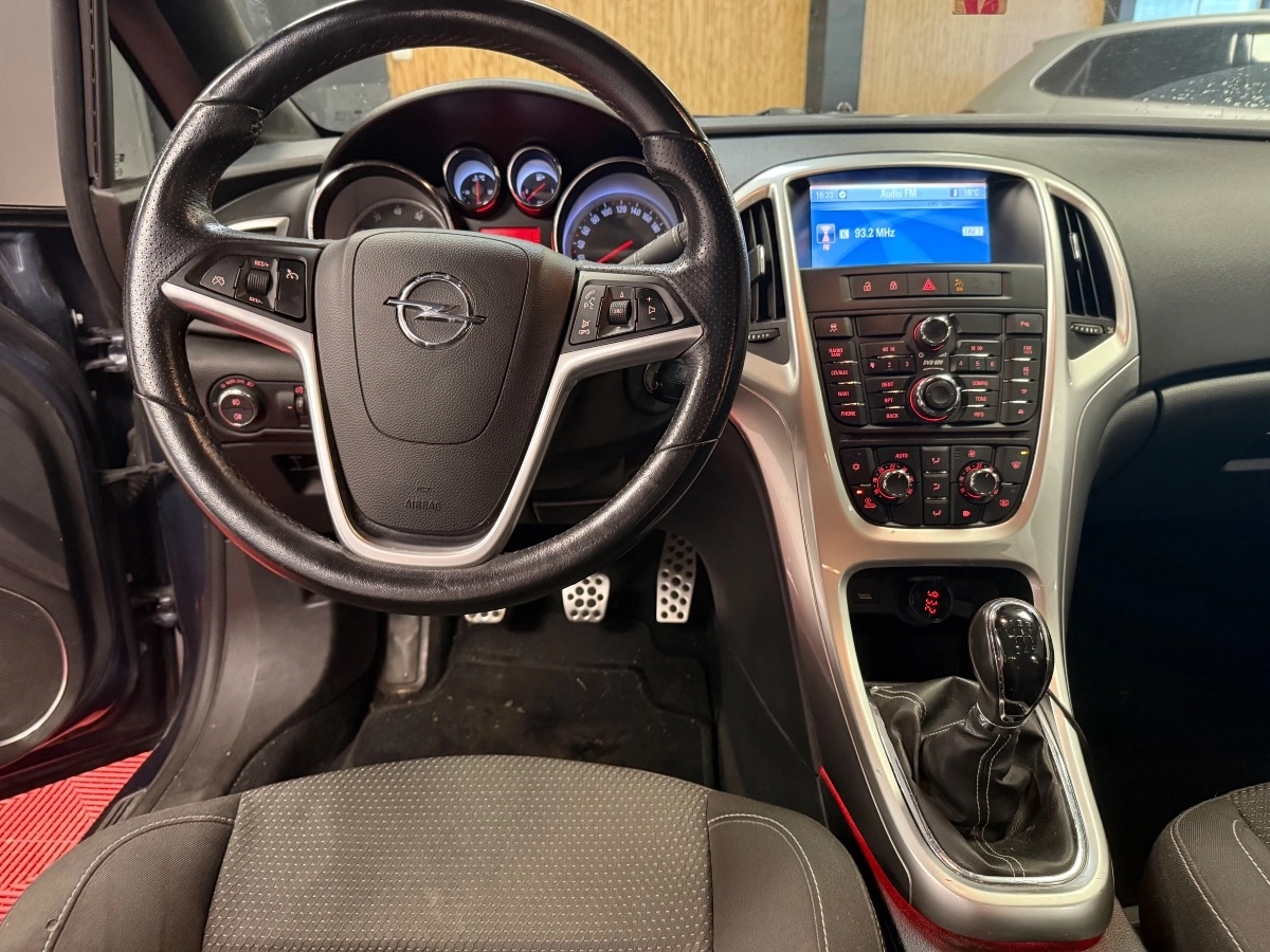 Opel Astra - photo 9