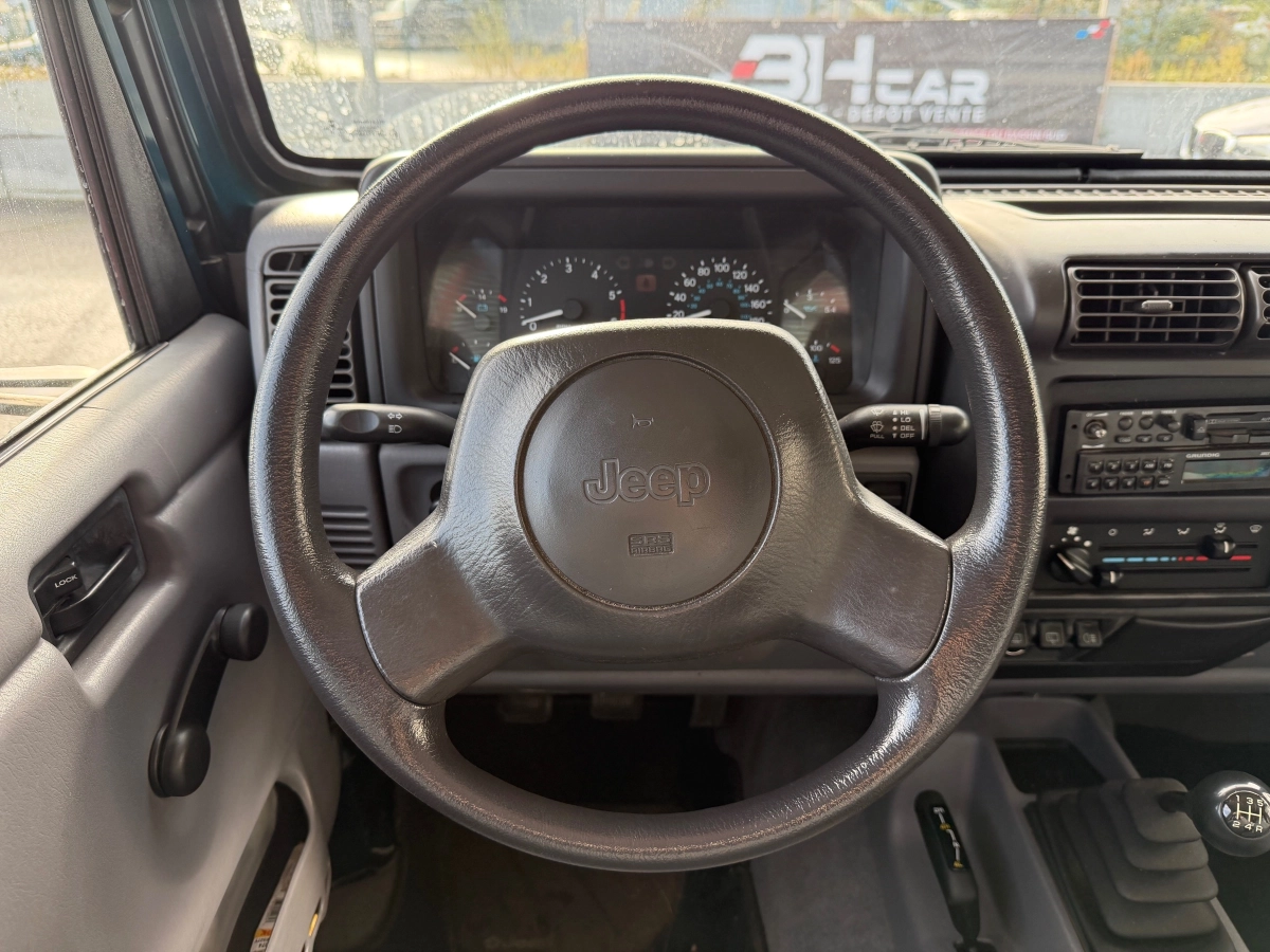 Jeep Wrangler - photo 14