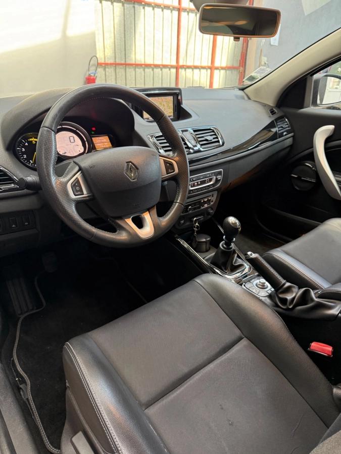 Renault Megane COUPE 1.6 DCI 130 ENERGY BOSE