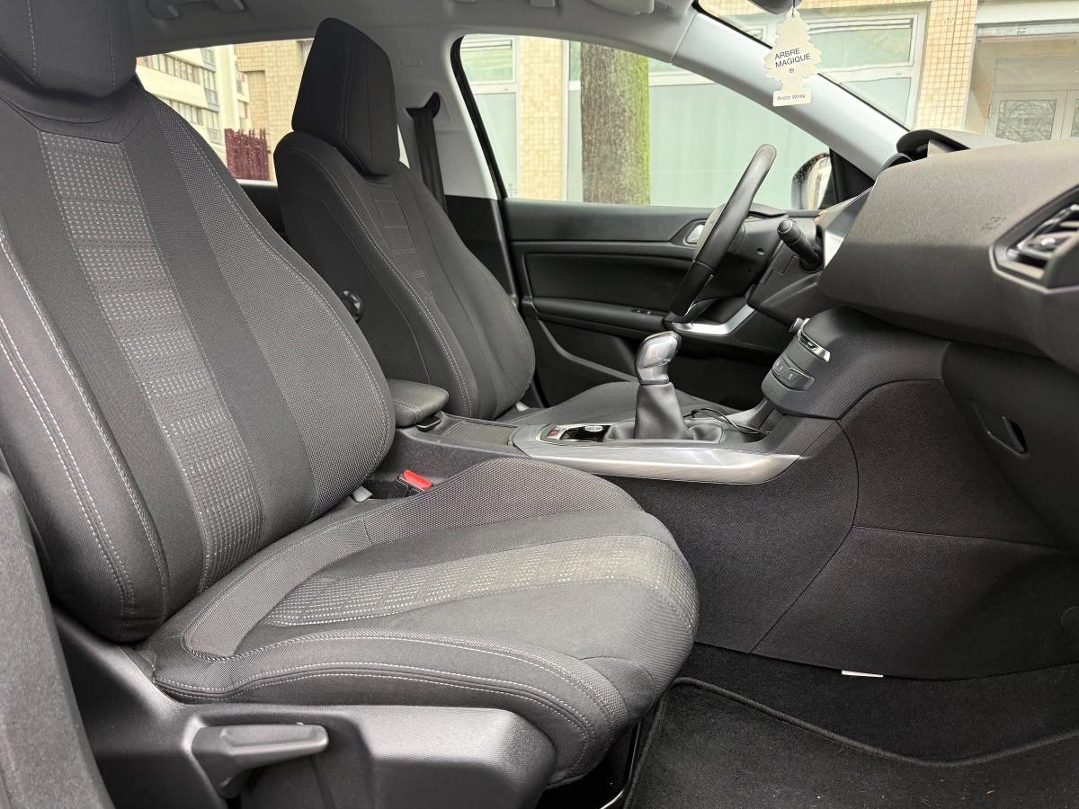 Peugeot 308 GENERATION-II 1.2 PURETECH 110 ALLURE START-STOP