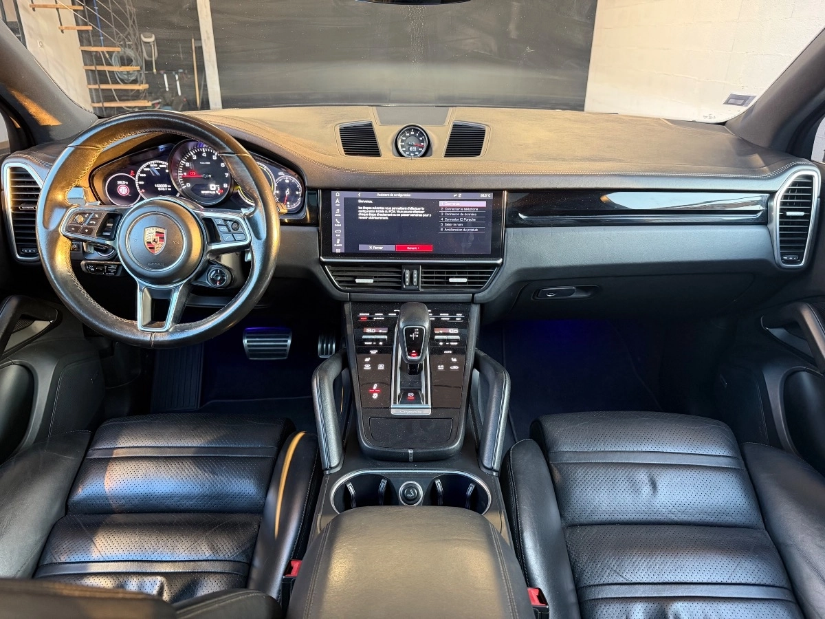 Porsche Cayenne - photo 13