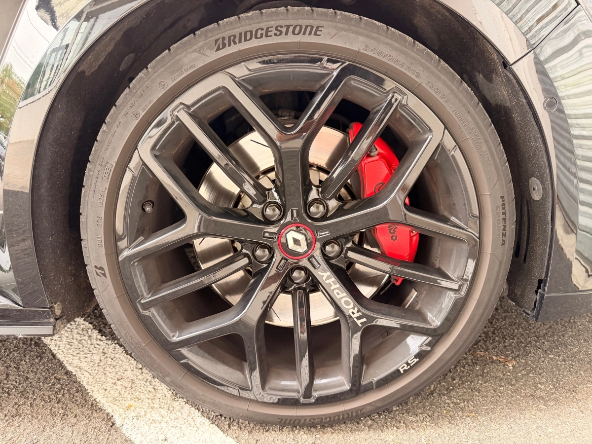 Renault Megane - photo 15