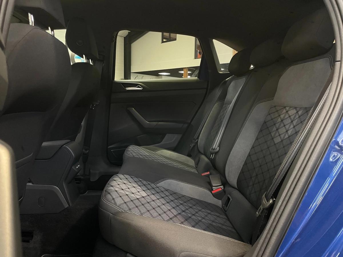 Volkswagen Taigo 1.0 TSI 115 R-LINE DSG BVA