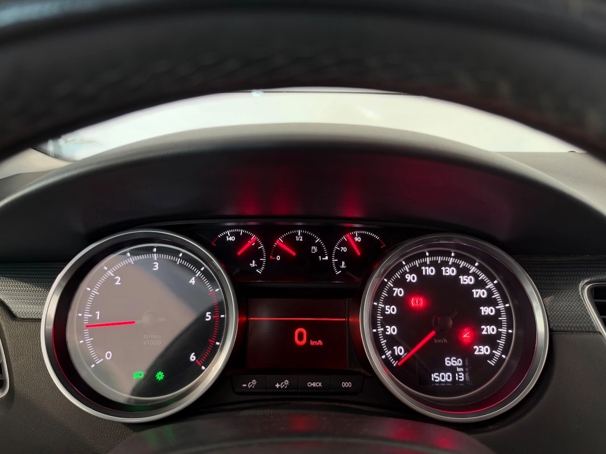 Peugeot 508 - photo 11