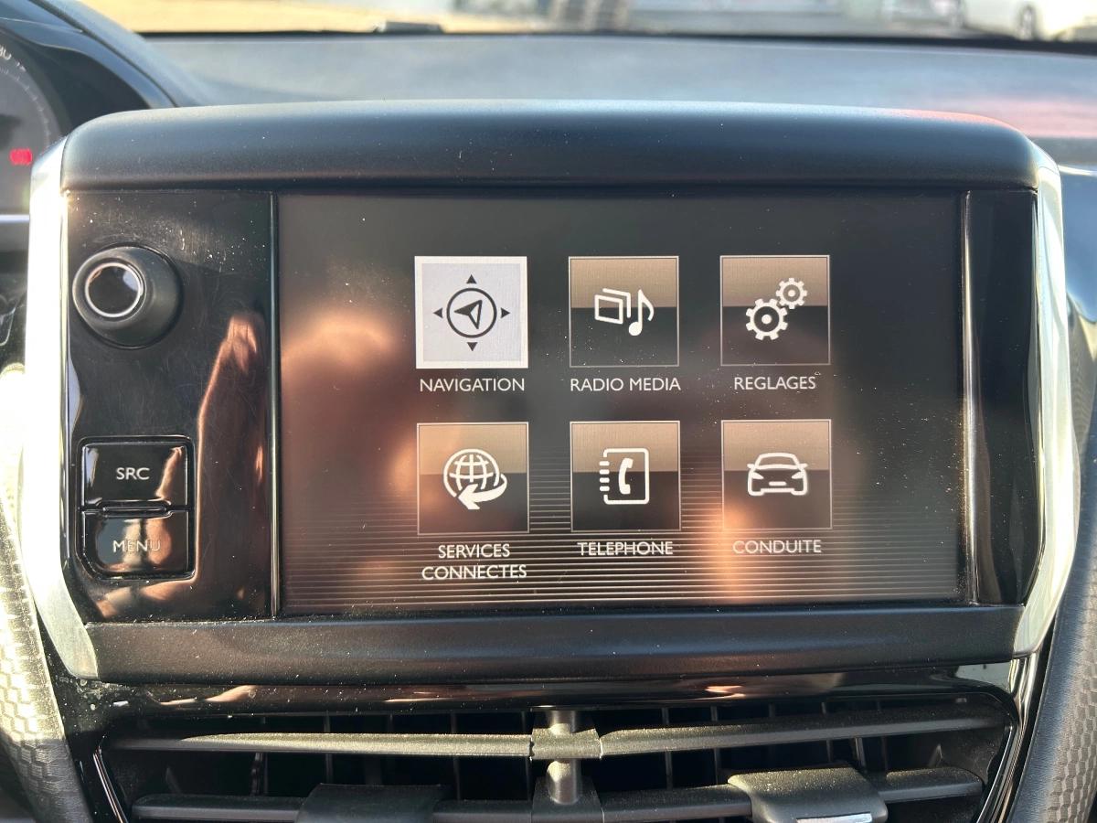 Peugeot 2008 GENERATION-I 1.6 BLUEHDI 120 CROSSWAY