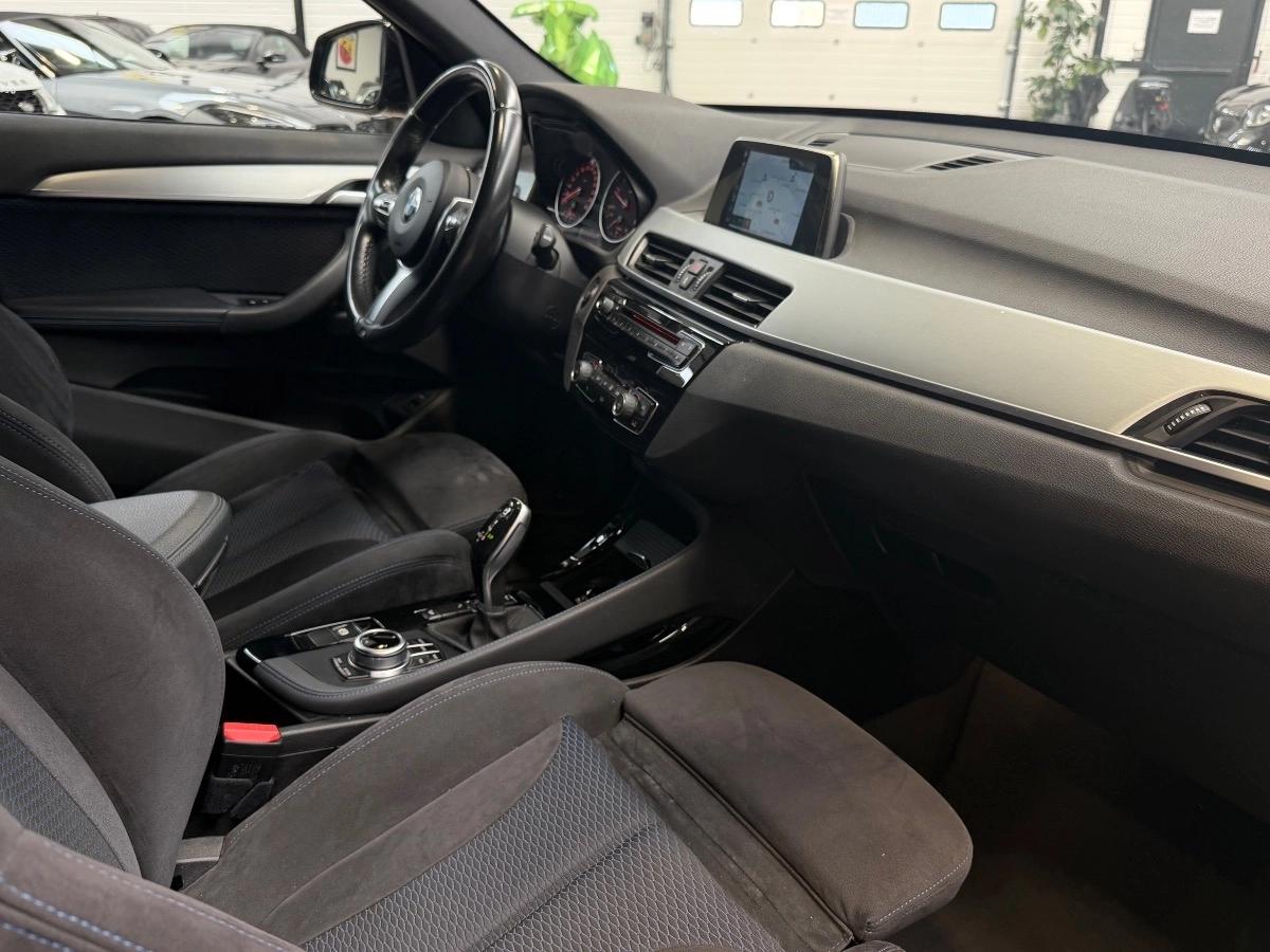 BMW X1 (F48) 20D xDRIVE 2.0d STEPTRONIC 190CV - M SPORT - ENTRETIENS CONTRUCTEUR COMPLET