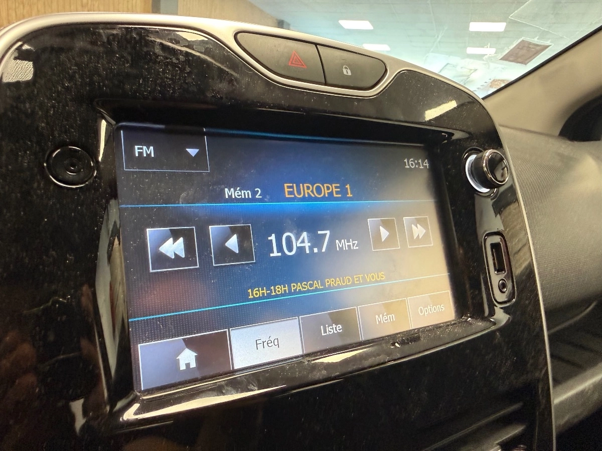 Renault Clio - photo 18