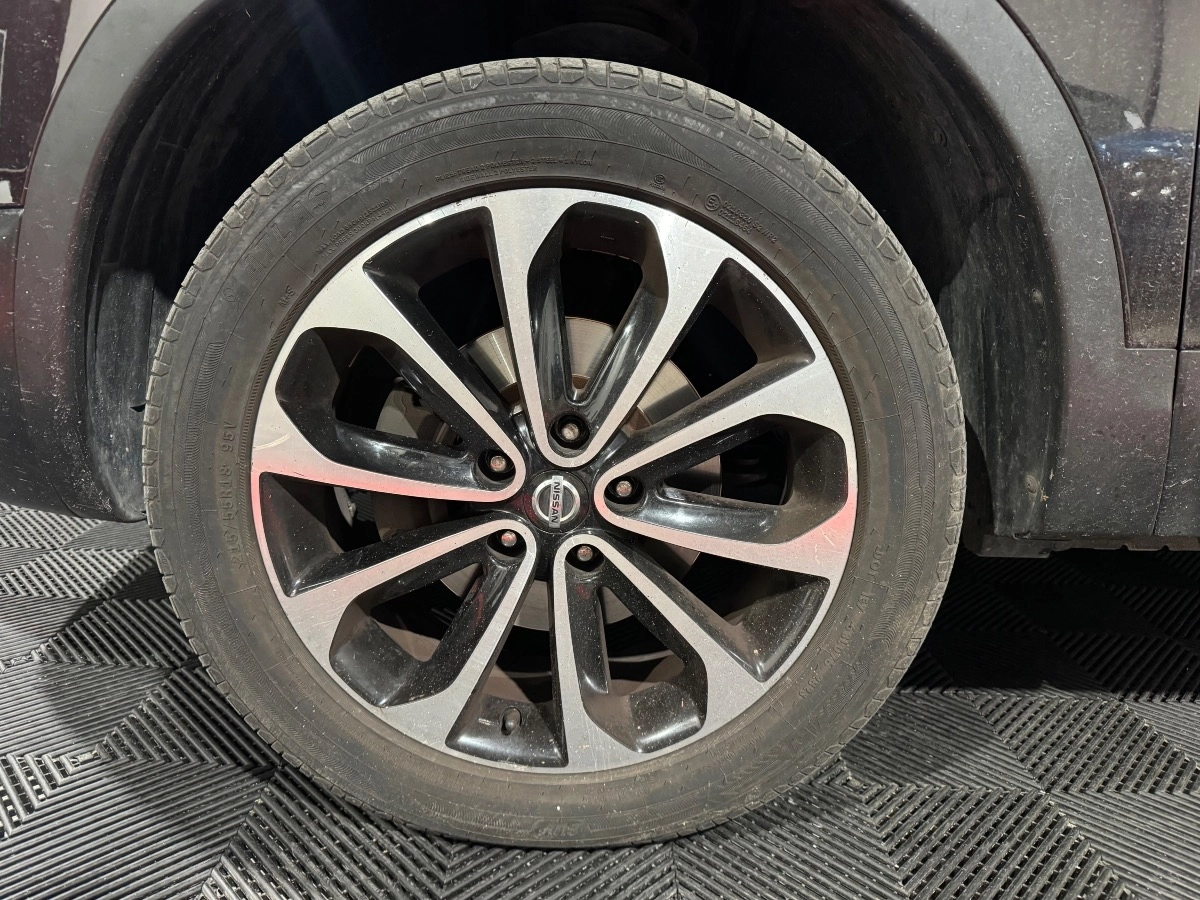 Nissan Qashqai - photo 15