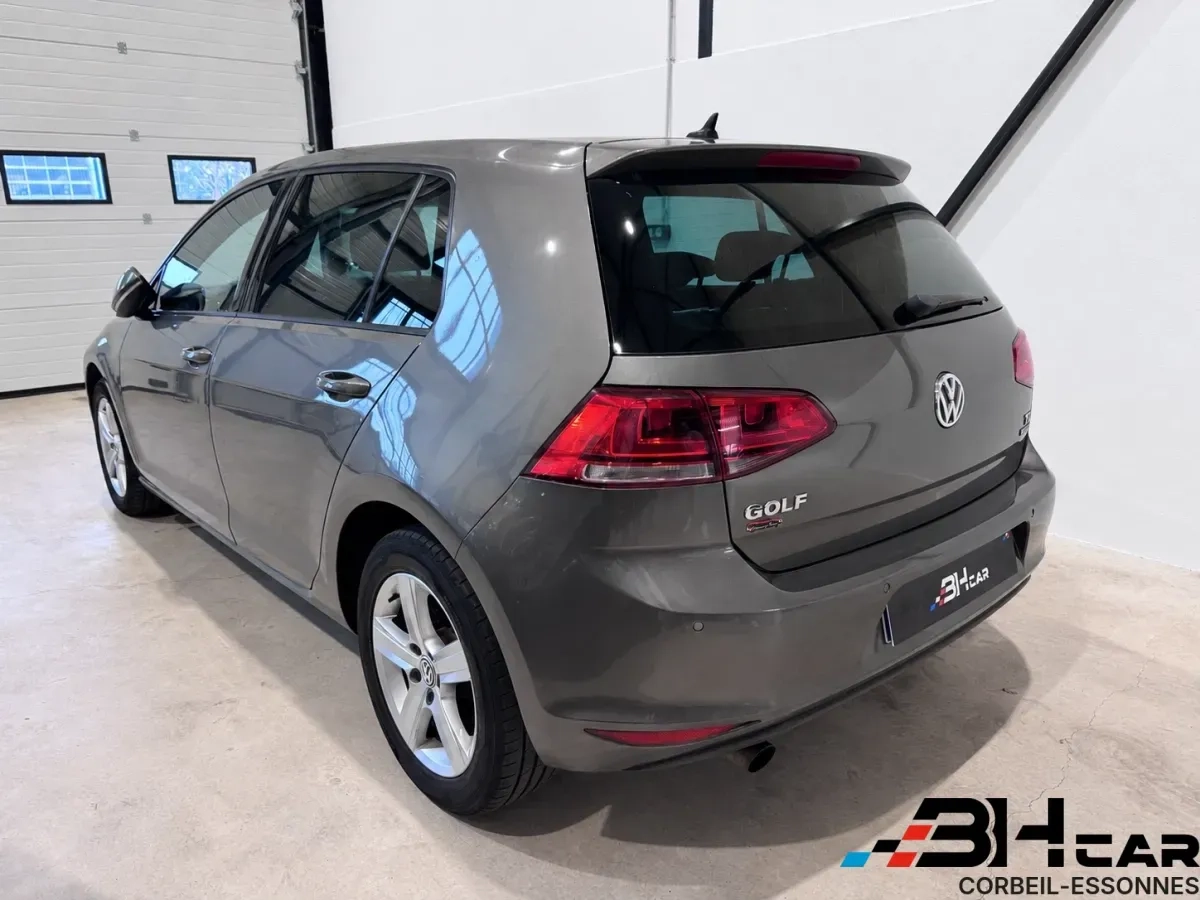 Volkswagen Golf - photo 2