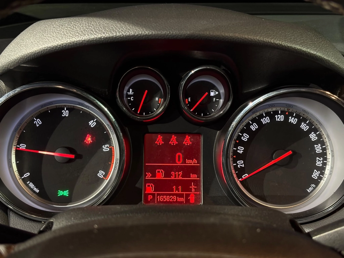 Opel Mokka - photo 16