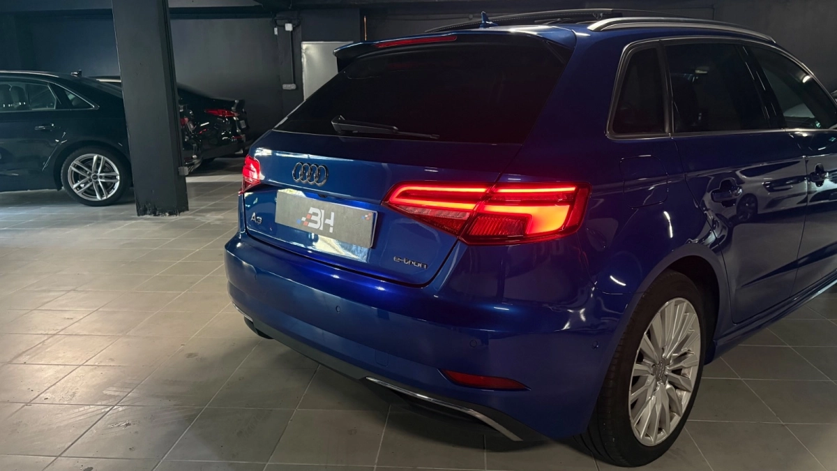 Audi A3 - photo 4
