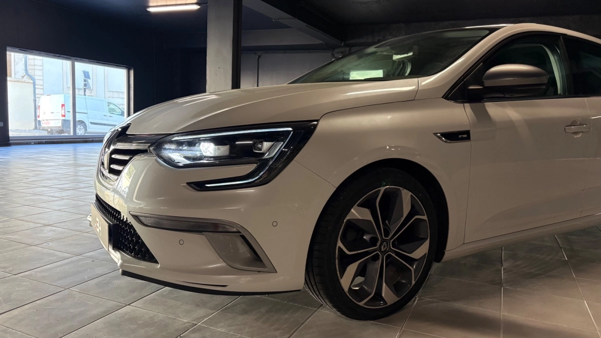 Renault Megane - photo 7