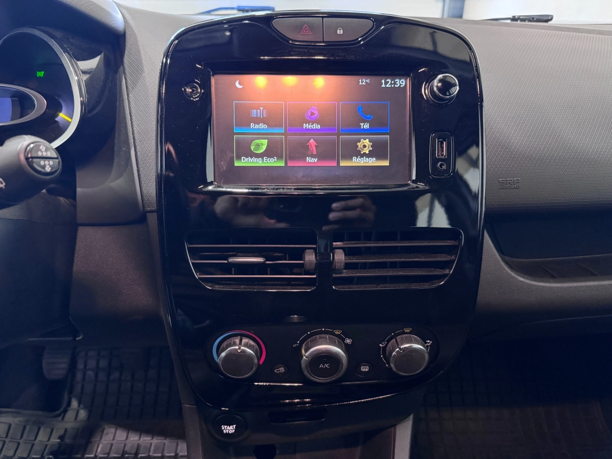 Renault Clio - photo 19