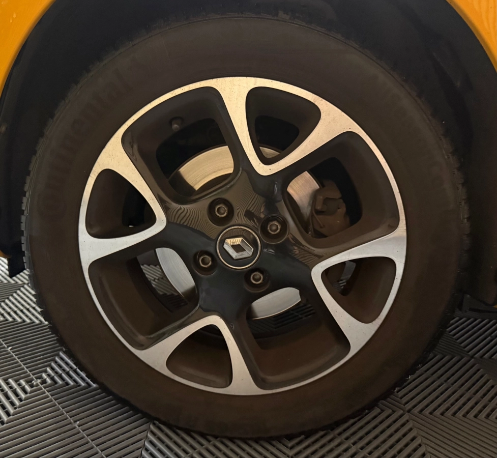 Renault Twingo - photo 20