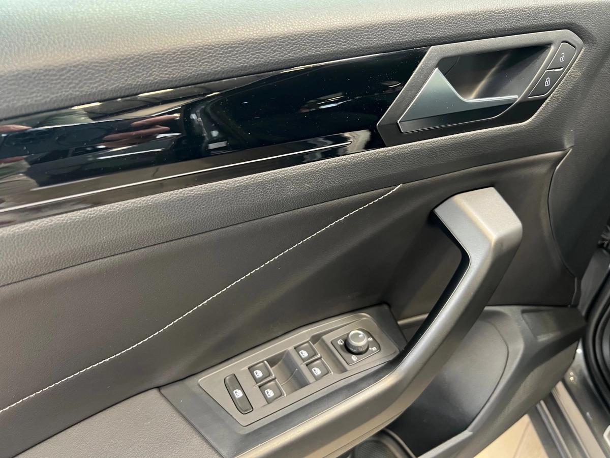 Volkswagen T-roc 2.0 TDI 150 R-LINE DSG BVA