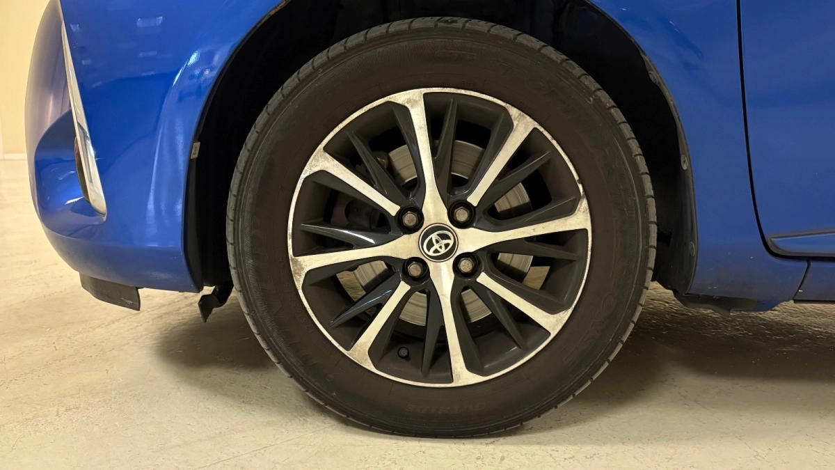 Toyota Yaris - photo 16