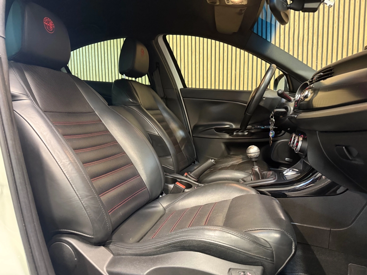 Alfa Romeo Giulietta - photo 17