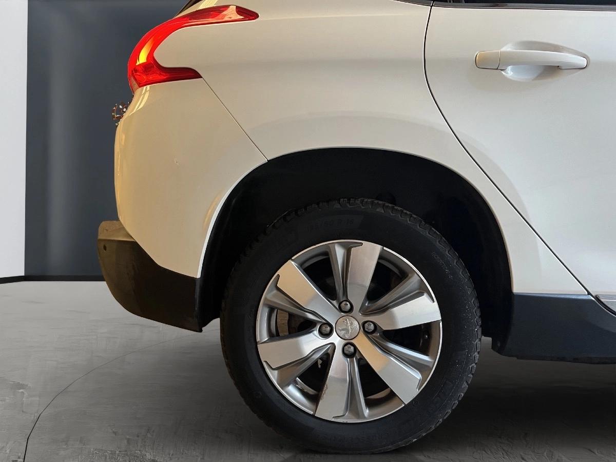 Peugeot 2008 GENERATION-I 1.6 E-HDI 90 BUSINESS PACK