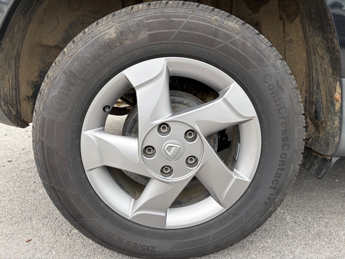 Dacia Duster - photo 8