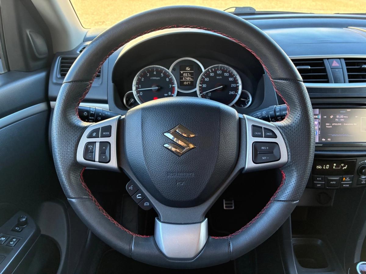 Suzuki Swift 1.6 VVT 135 SPORT